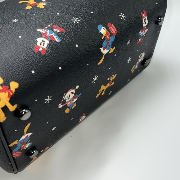 ❤️NWT DISNEY X COACH ROWAN SATCHEL BAG W/ HOLIDAY PRINT - Picture 10 of 14